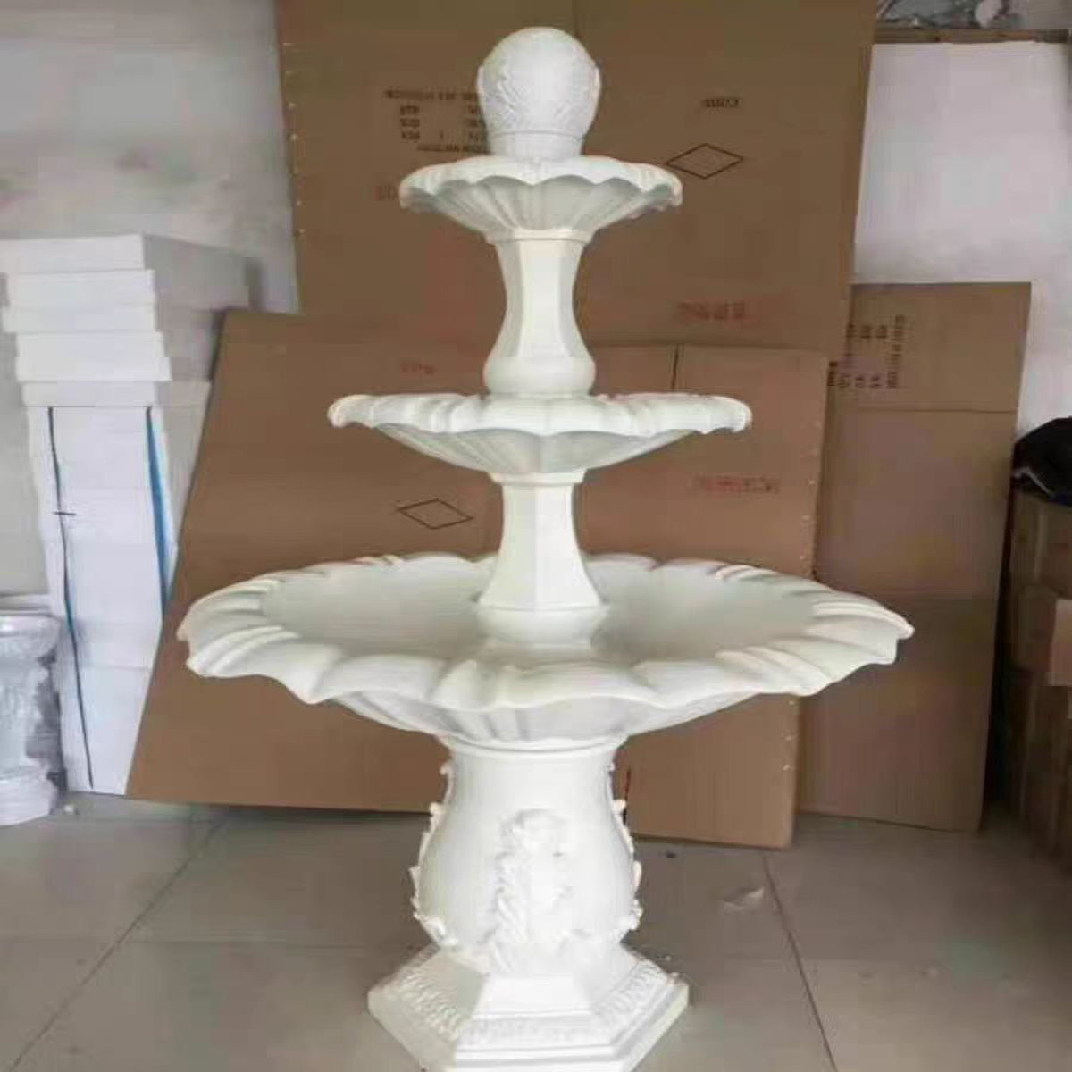 2 meter dunne fontein van glas - Wedding Fountain recensie en prijs