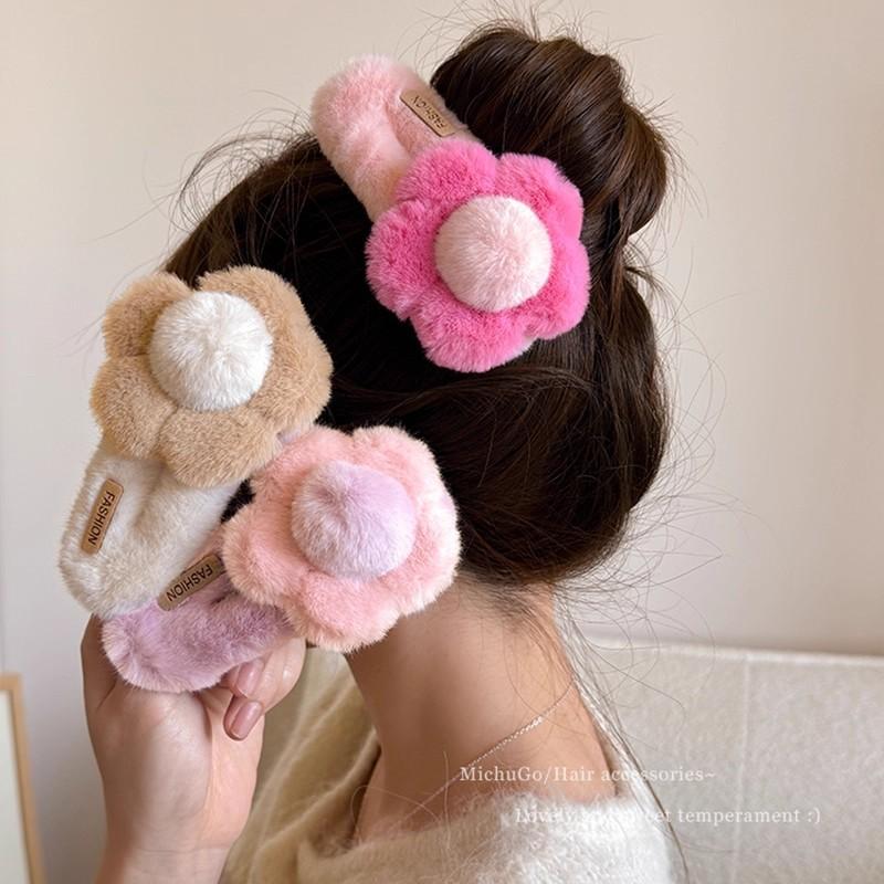 Pluche bloemenhaarspeld voor m - Wedding Solution recensie en prijs
