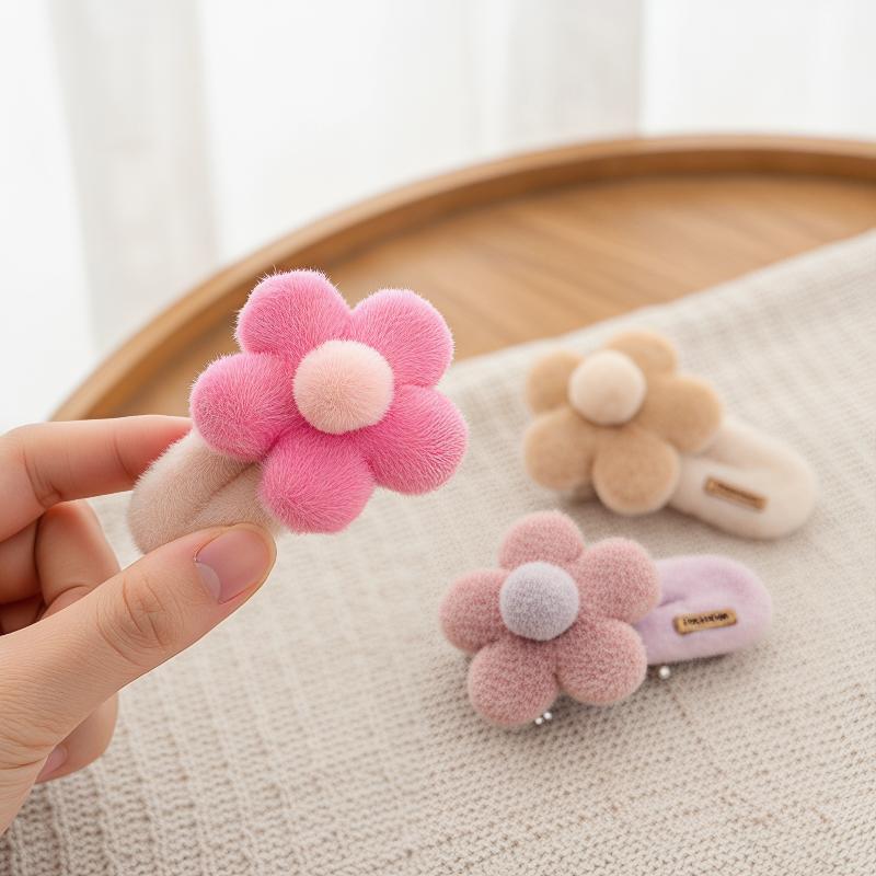 Pluche bloemenhaarspeld voor m - Wedding Solution recensie en prijs